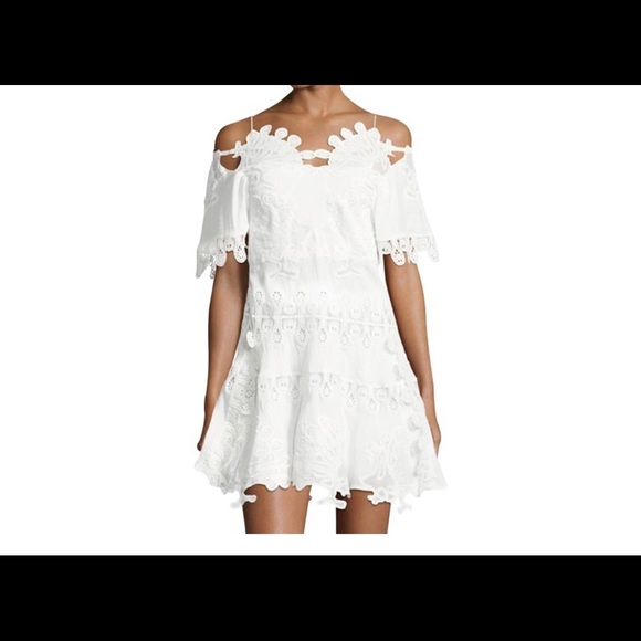 Few Moda Cold Shoulder White Eyelet Dress size L. NWOT. - Picture 5 of 5